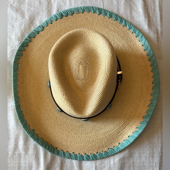 Sunbody Hat Handcrafted - Picture 6 of 16